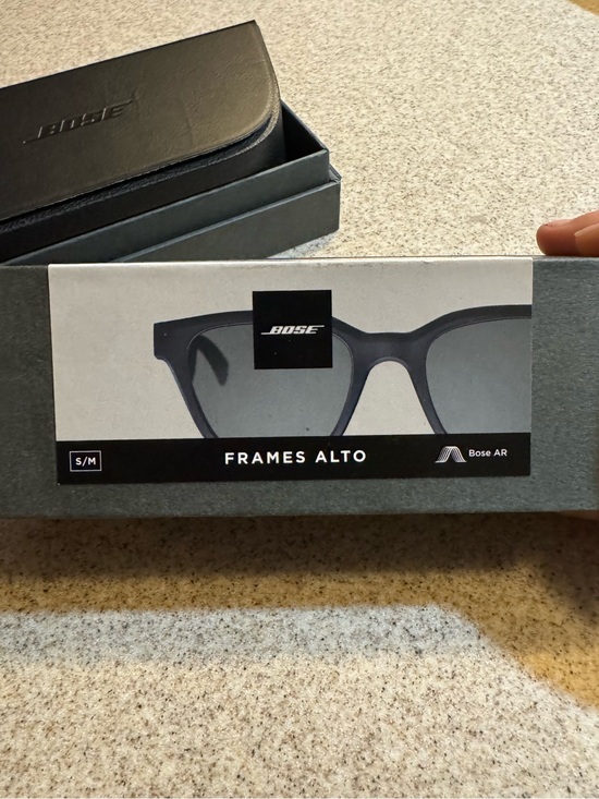 Bose Accessories - Bose Alto sunglasses with speakers